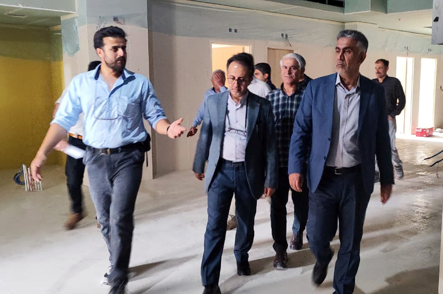 بازدید معاون فنی و اجرایی سازمان مجری از روند پیشرفت بیمارستانهای شوشتر و ماهشهر